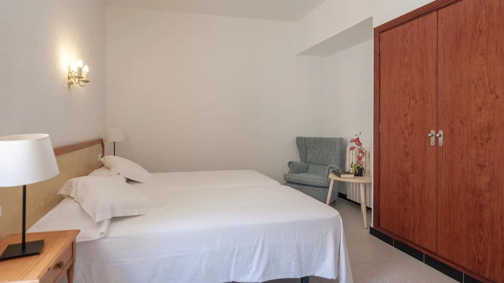 ** Pensión Hostal Sa Baronia Bañalbufar  España